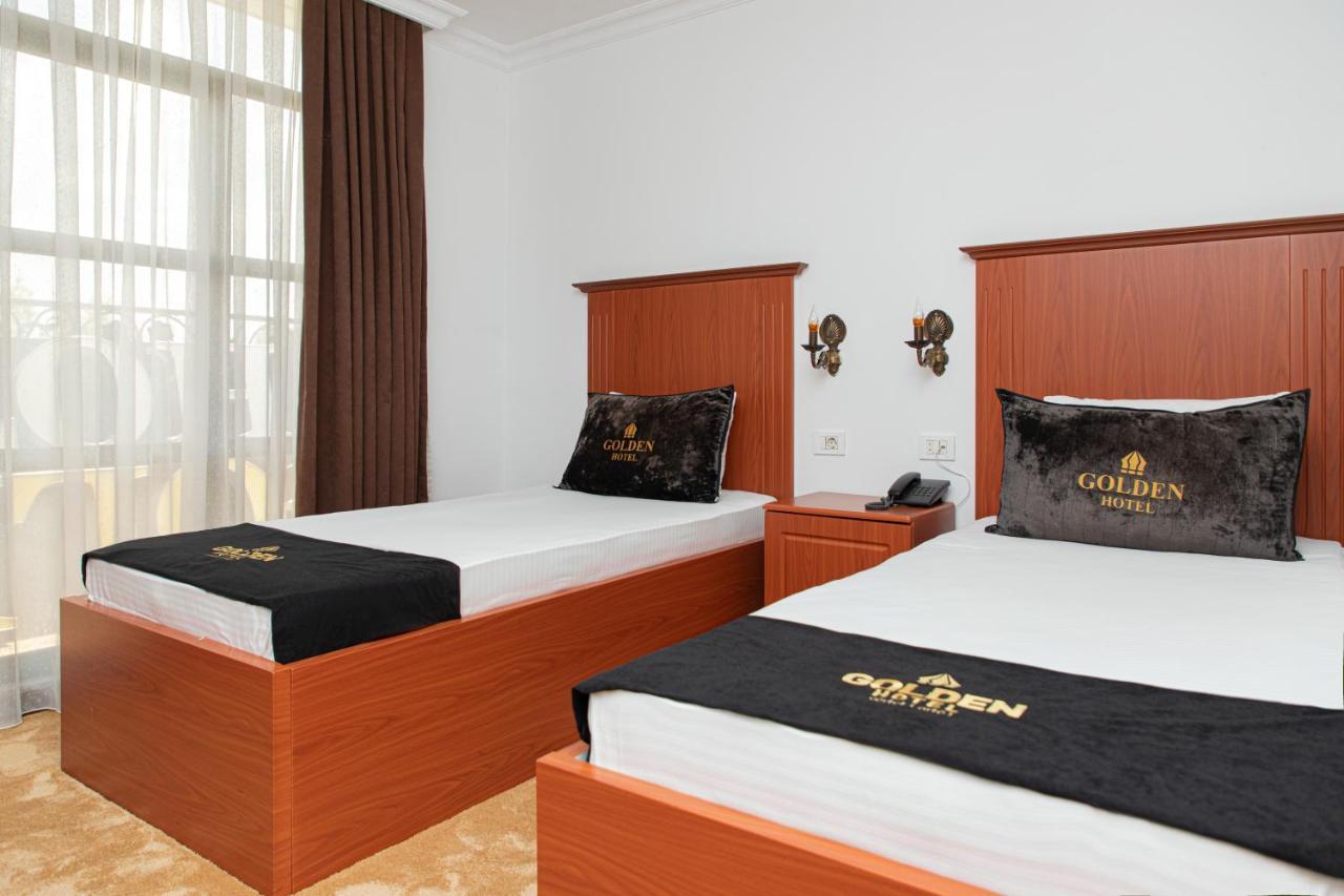 Golden Hotel Pristina Esterno foto