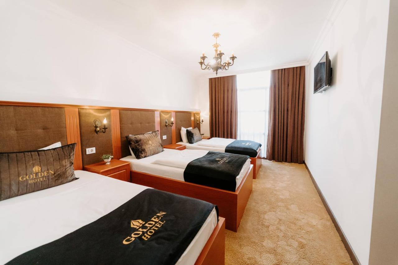 Golden Hotel Pristina Esterno foto