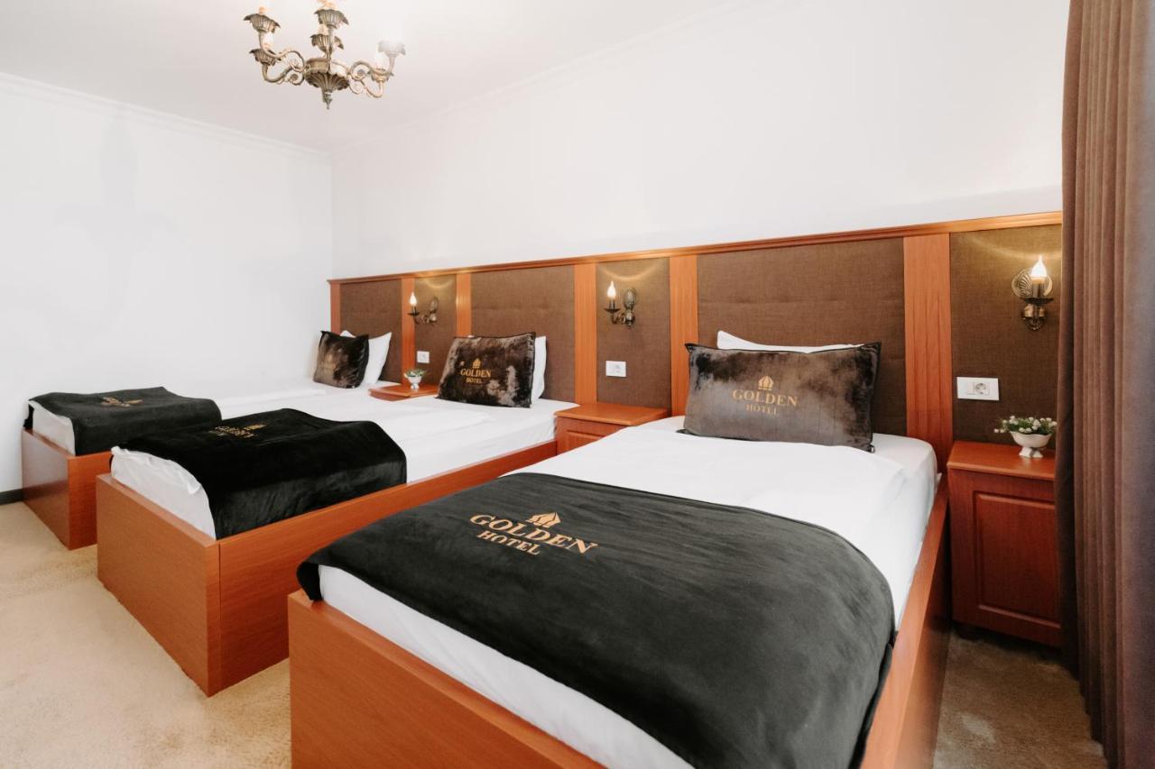 Golden Hotel Pristina Esterno foto