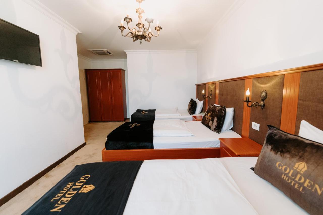 Golden Hotel Pristina Esterno foto